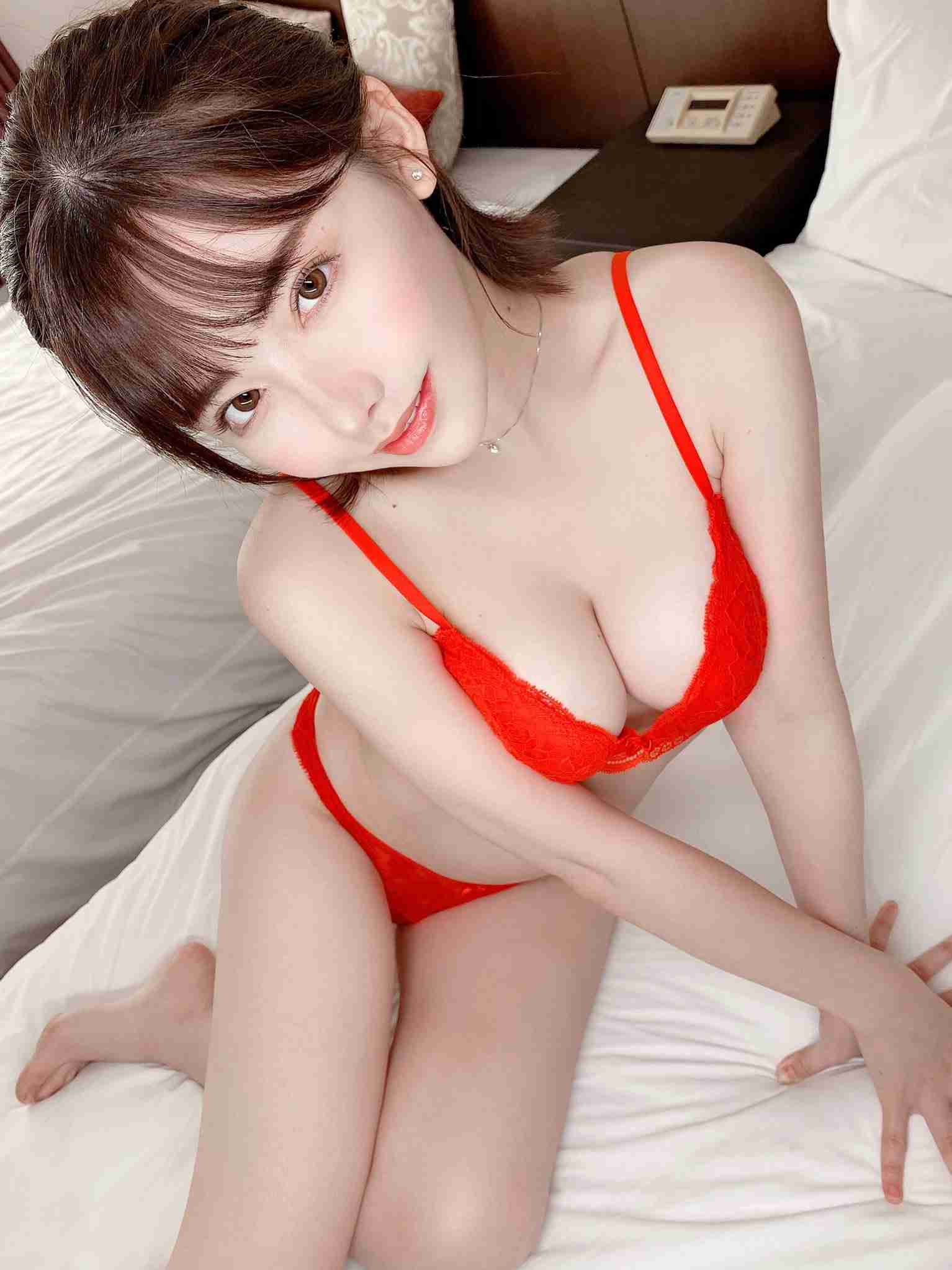 Eimi Fukada