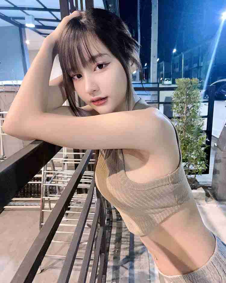 โดนัท วรานิษฐ์ คอสเพลย์ สาวสวย ตัวเล็ก ผิวขาว