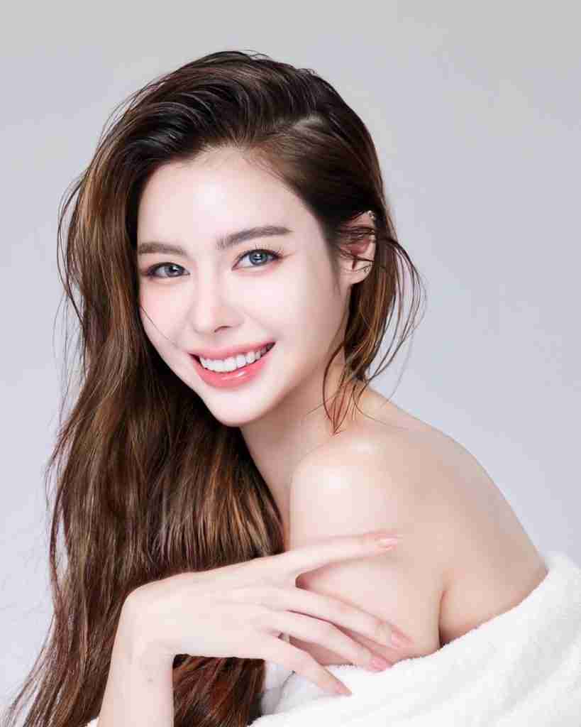 ไอซ์ ปรีชญา รางวัลสุพรรณหงส์ นางเอกร้อยล้าน